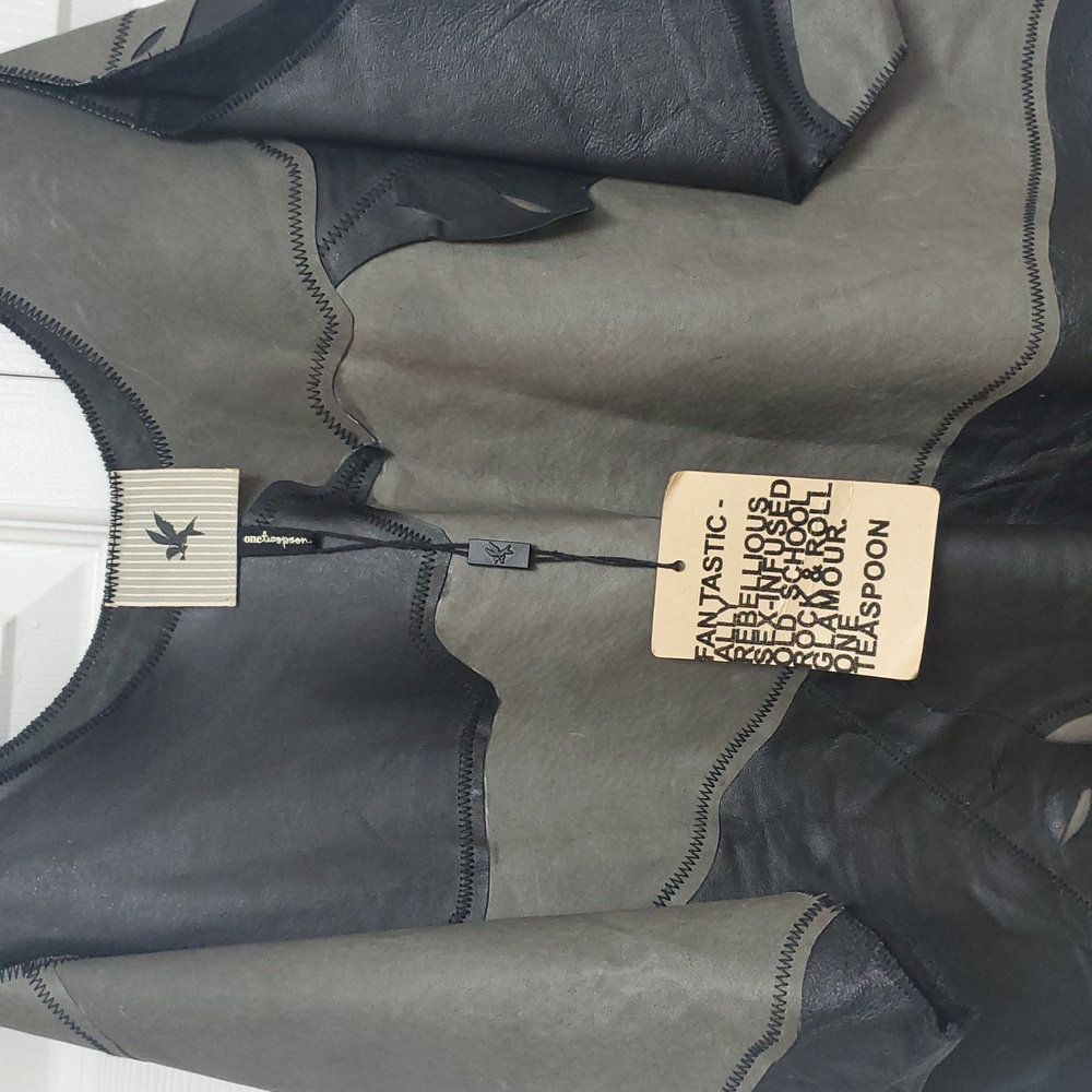 One Teaspoon Leather Top - Picture 3 of 17